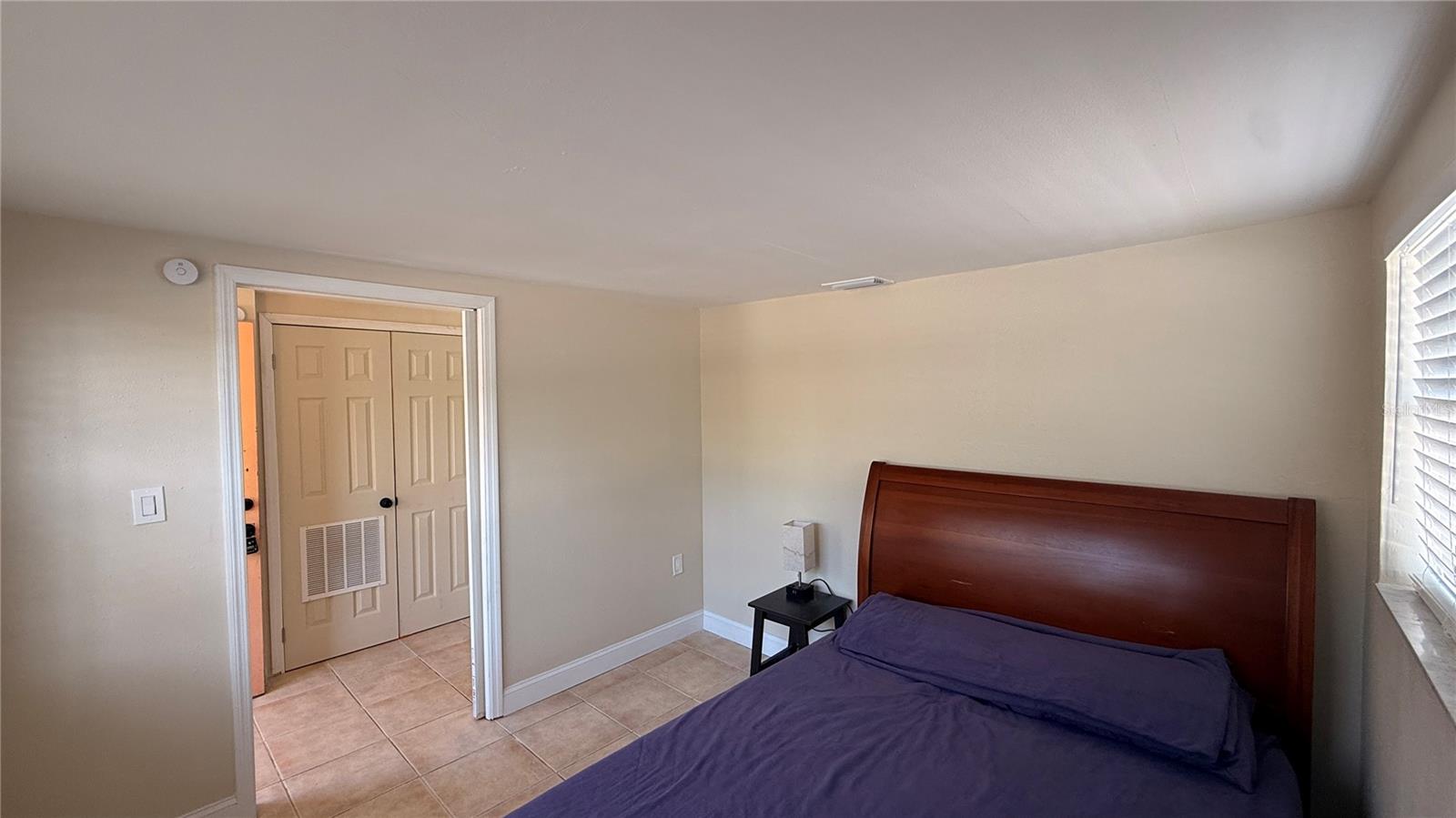 Image 5 of 45 For 12611 1st Isle