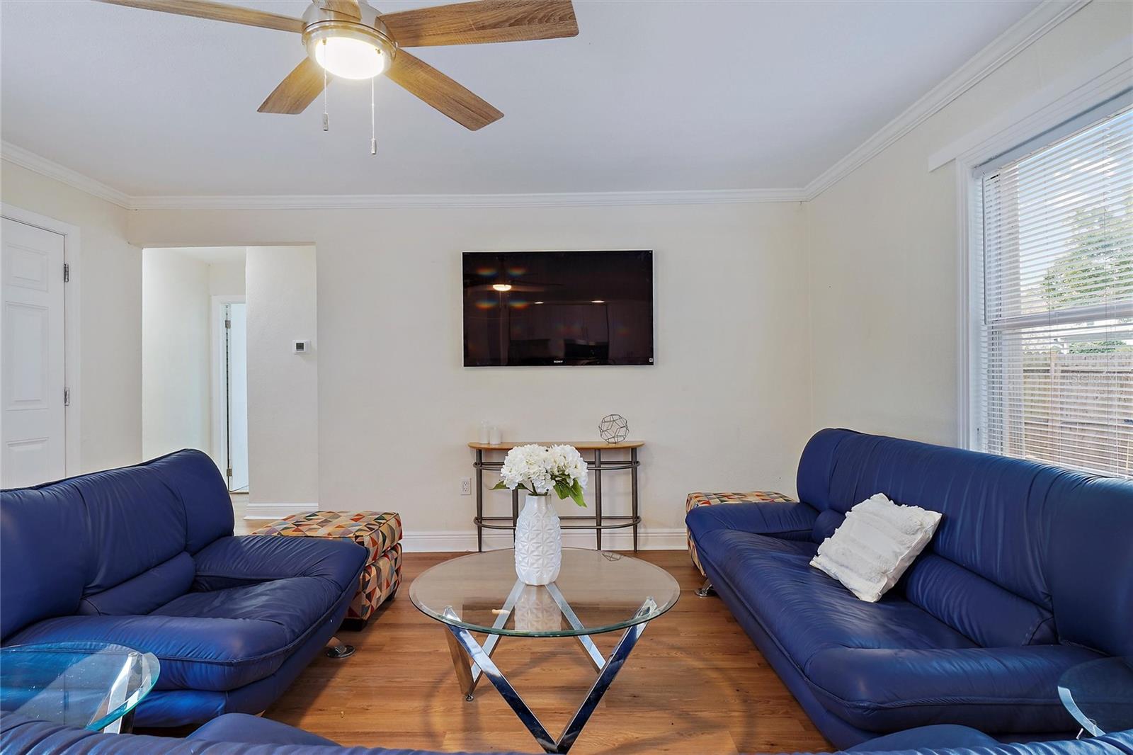 Image 14 of 64 For 221 Hale Avenue