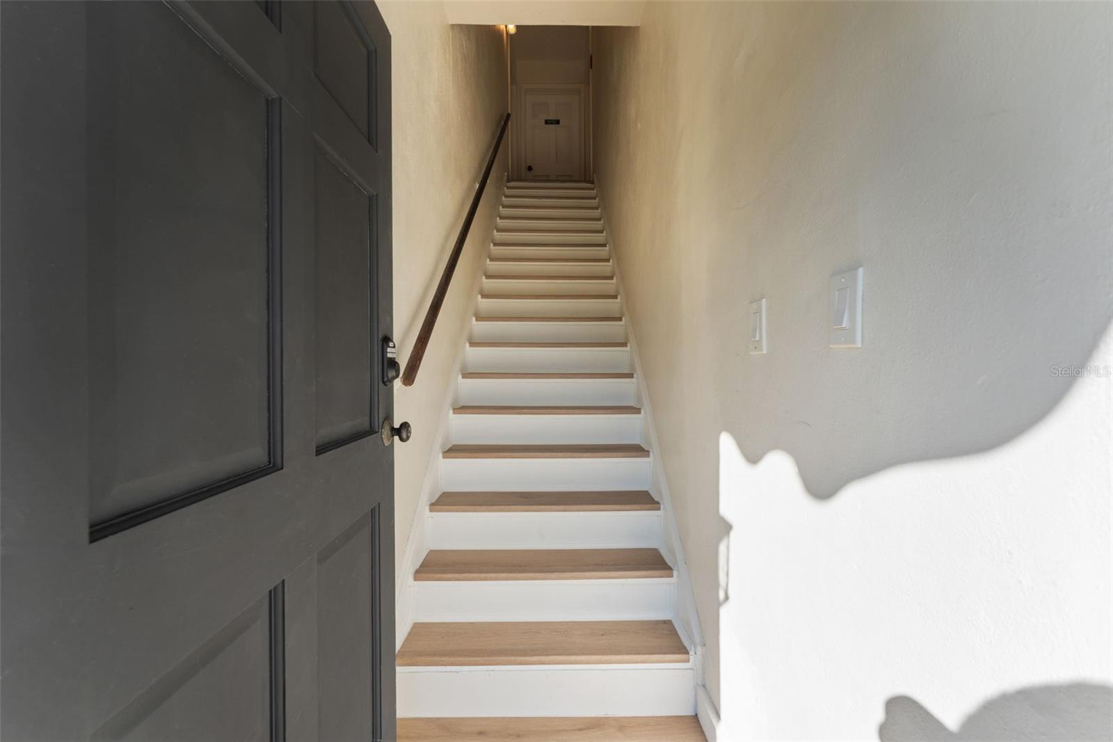 Image 27 of 64 For 221 Hale Avenue