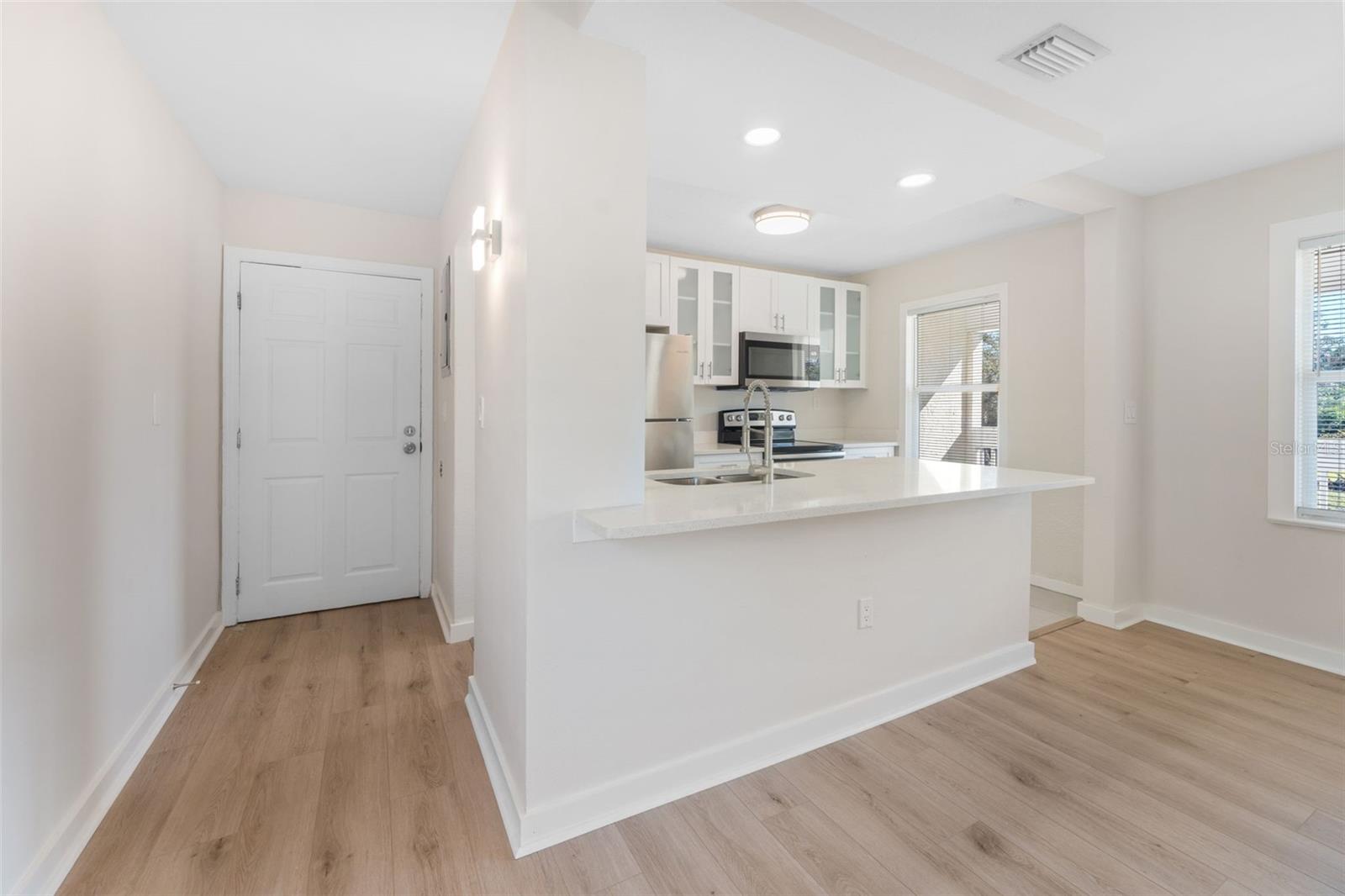 Image 30 of 64 For 221 Hale Avenue