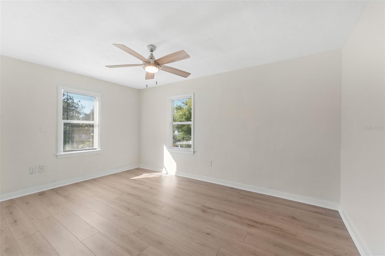 Image 38 of 64 For 221 Hale Avenue