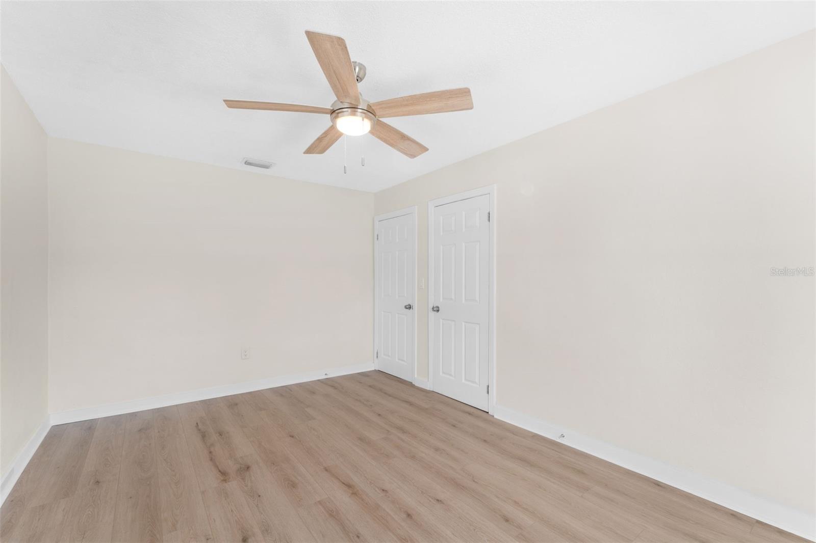 Image 39 of 64 For 221 Hale Avenue