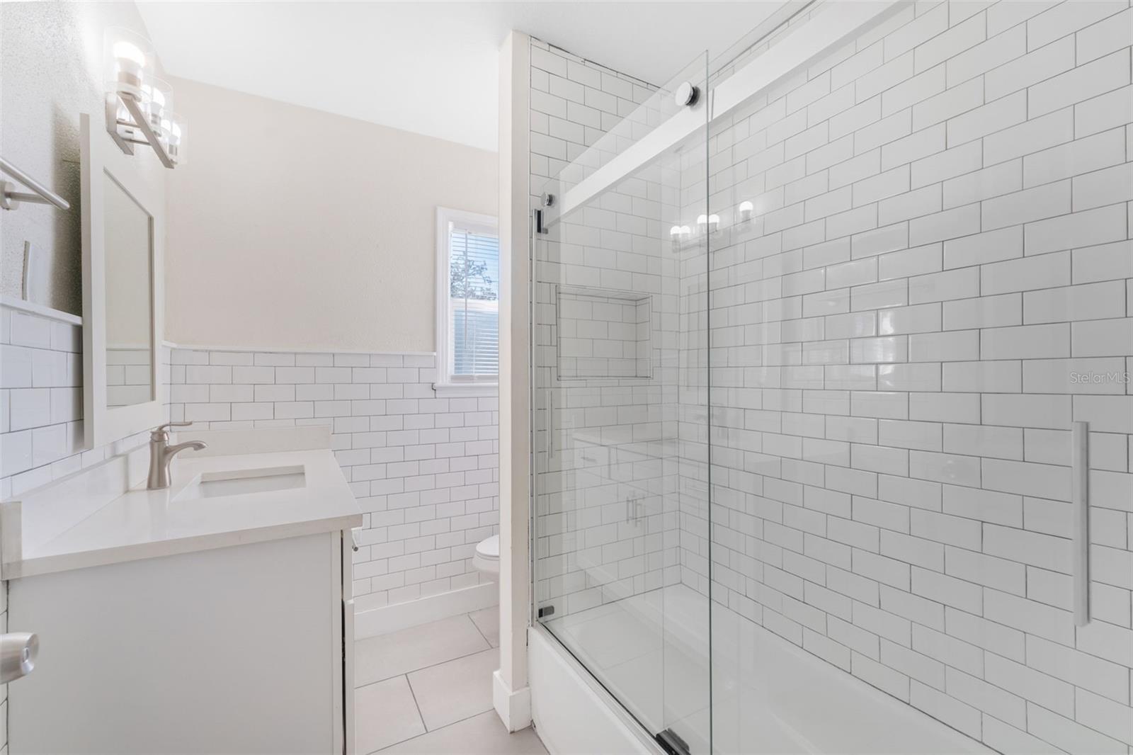 Image 40 of 64 For 221 Hale Avenue