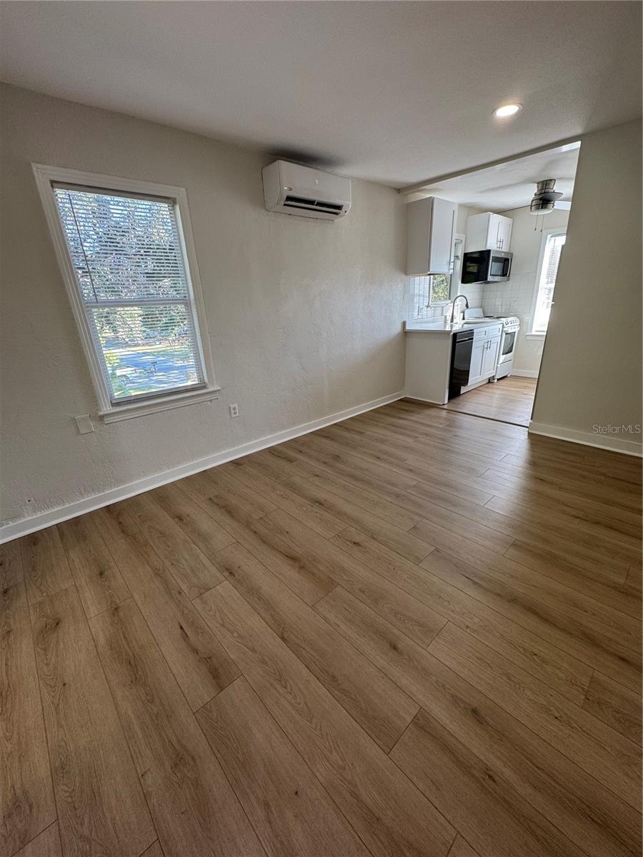 Image 48 of 64 For 221 Hale Avenue