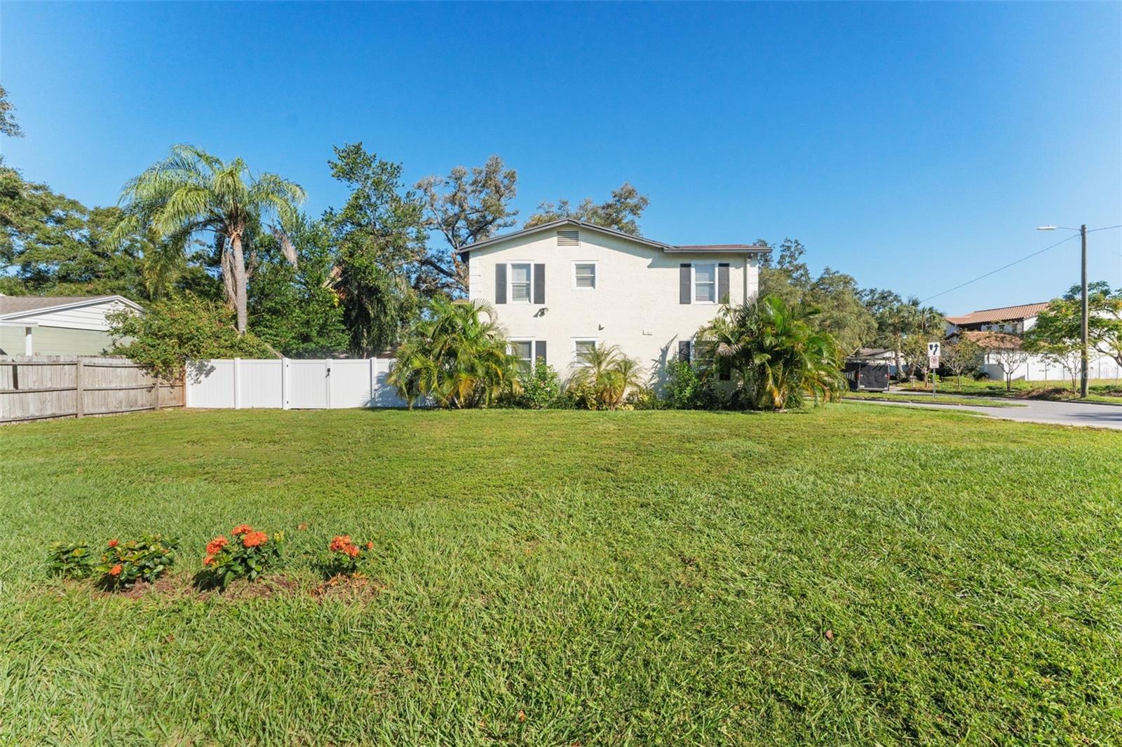 Image 58 of 64 For 221 Hale Avenue