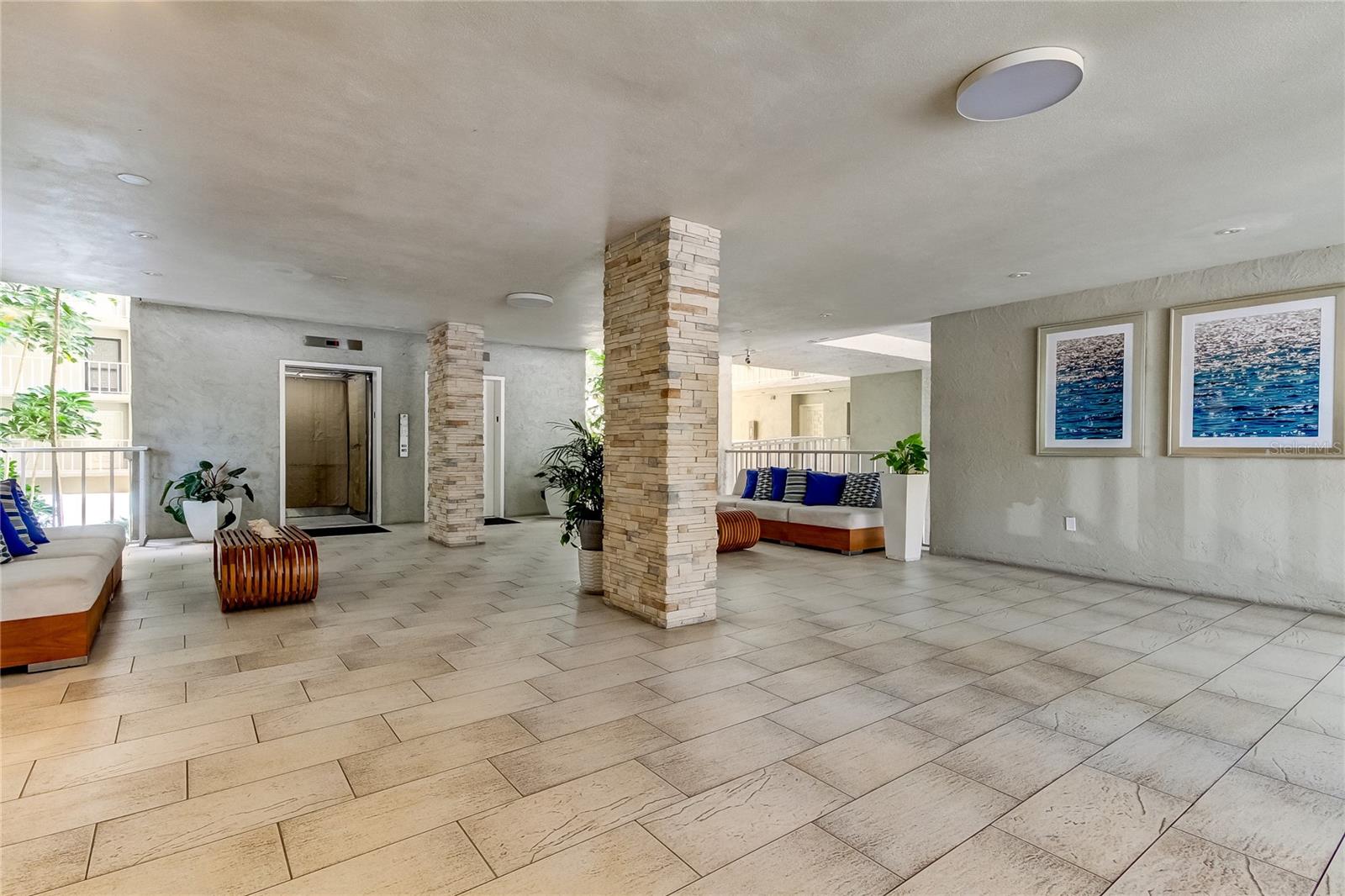 Image 18 of 72 For 500 Osceola Avenue H