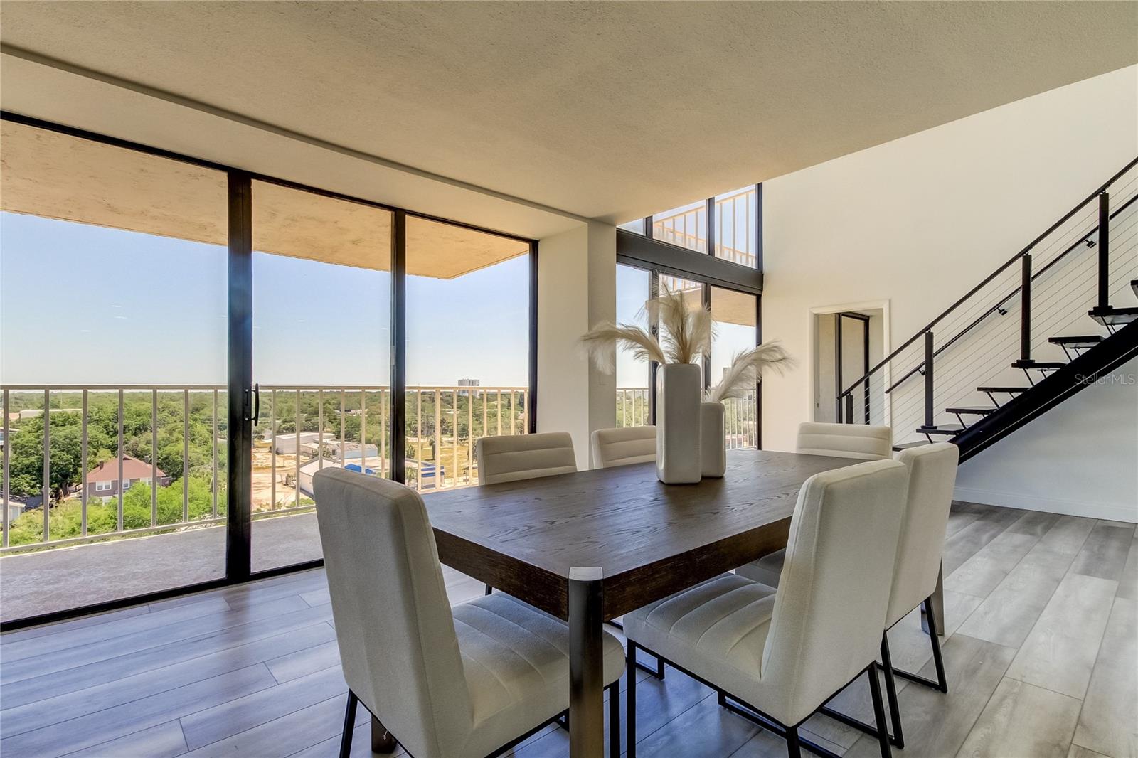 Image 33 of 72 For 500 Osceola Avenue H