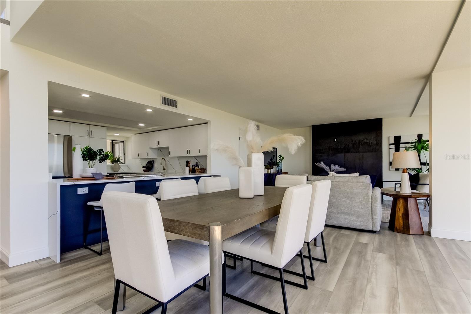 Image 35 of 72 For 500 Osceola Avenue H