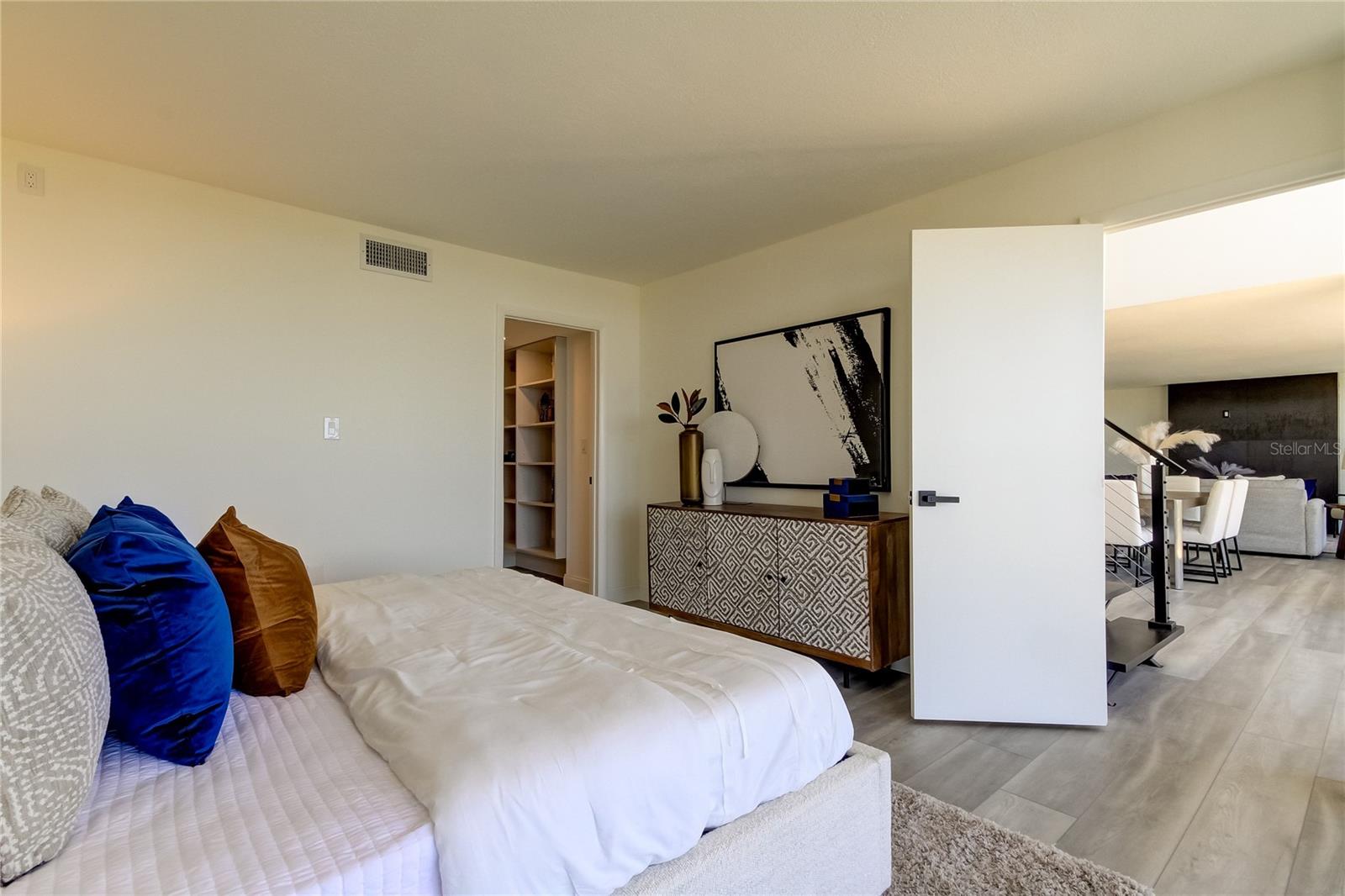 Image 44 of 72 For 500 Osceola Avenue H