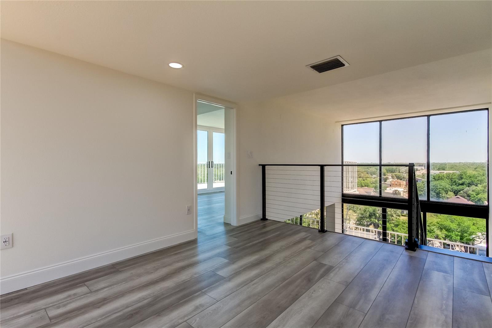 Image 56 of 72 For 500 Osceola Avenue H