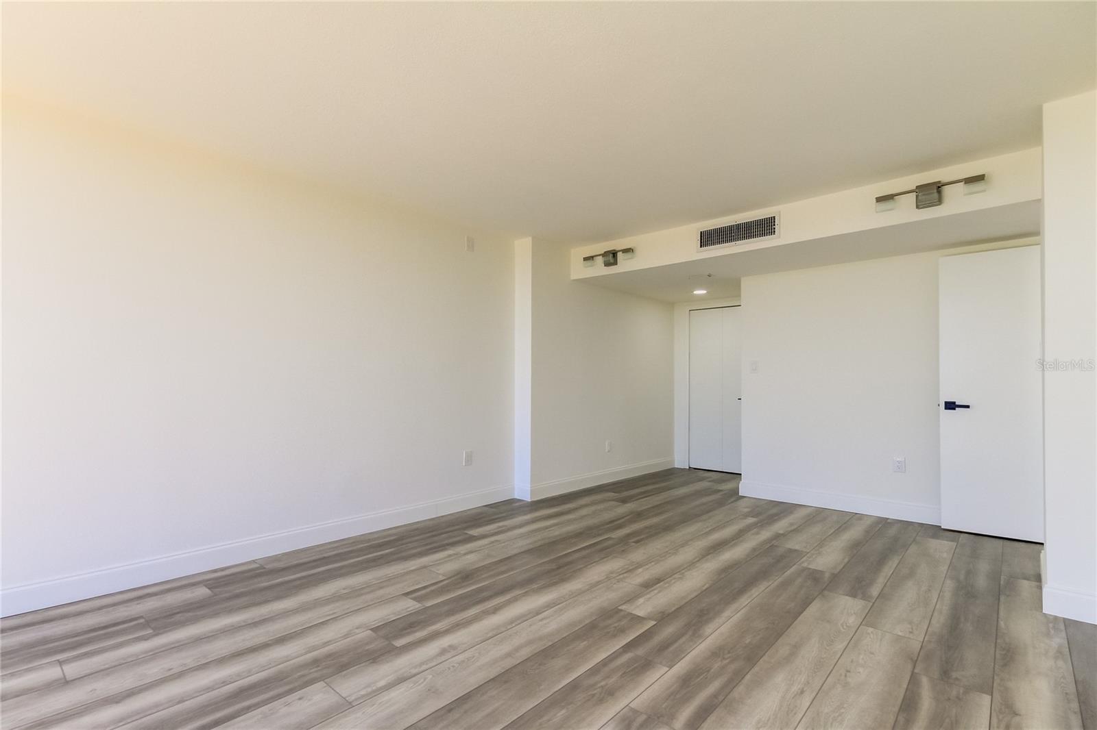 Image 69 of 72 For 500 Osceola Avenue H