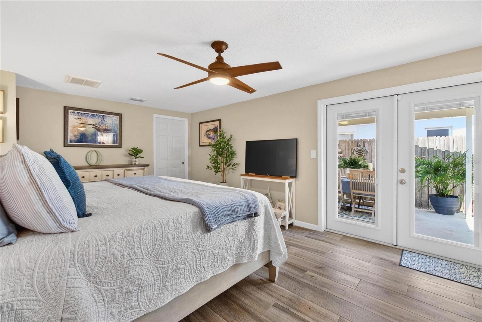 Image 12 of 30 For 5900 Bayou Grande Boulevard Ne