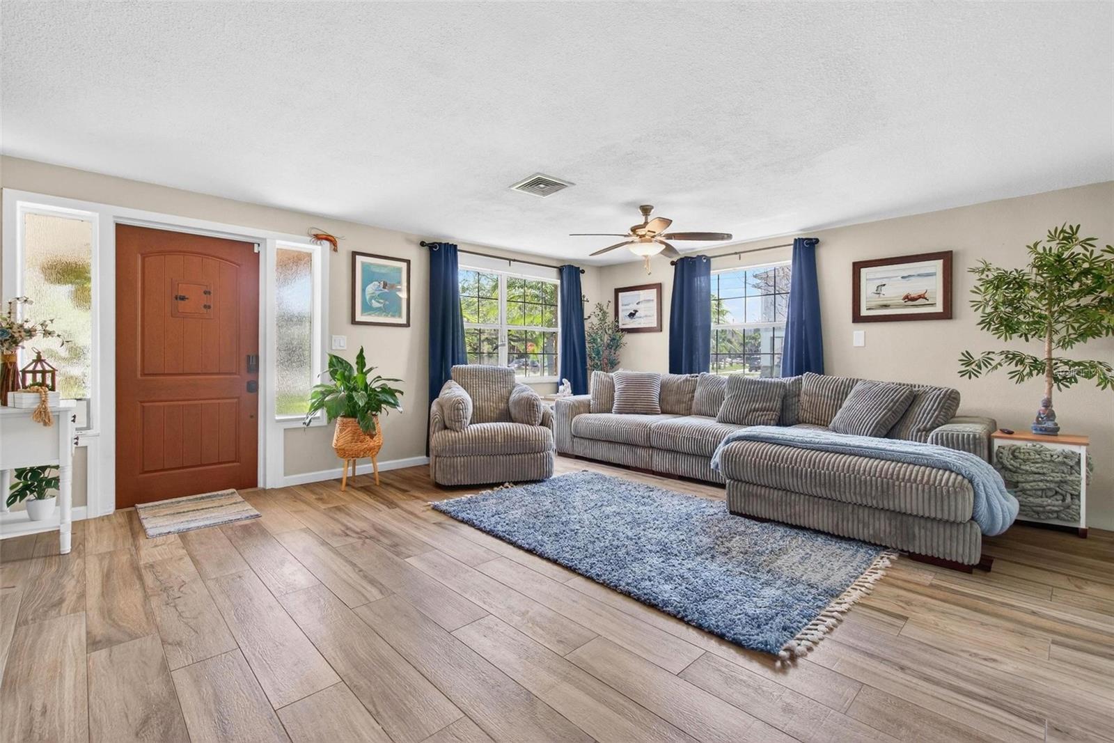 Image 6 of 30 For 5900 Bayou Grande Boulevard Ne