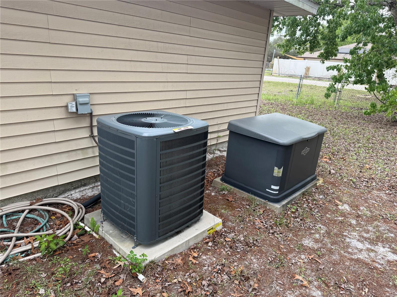 Image 4 of 13 For 790 Park Avenue