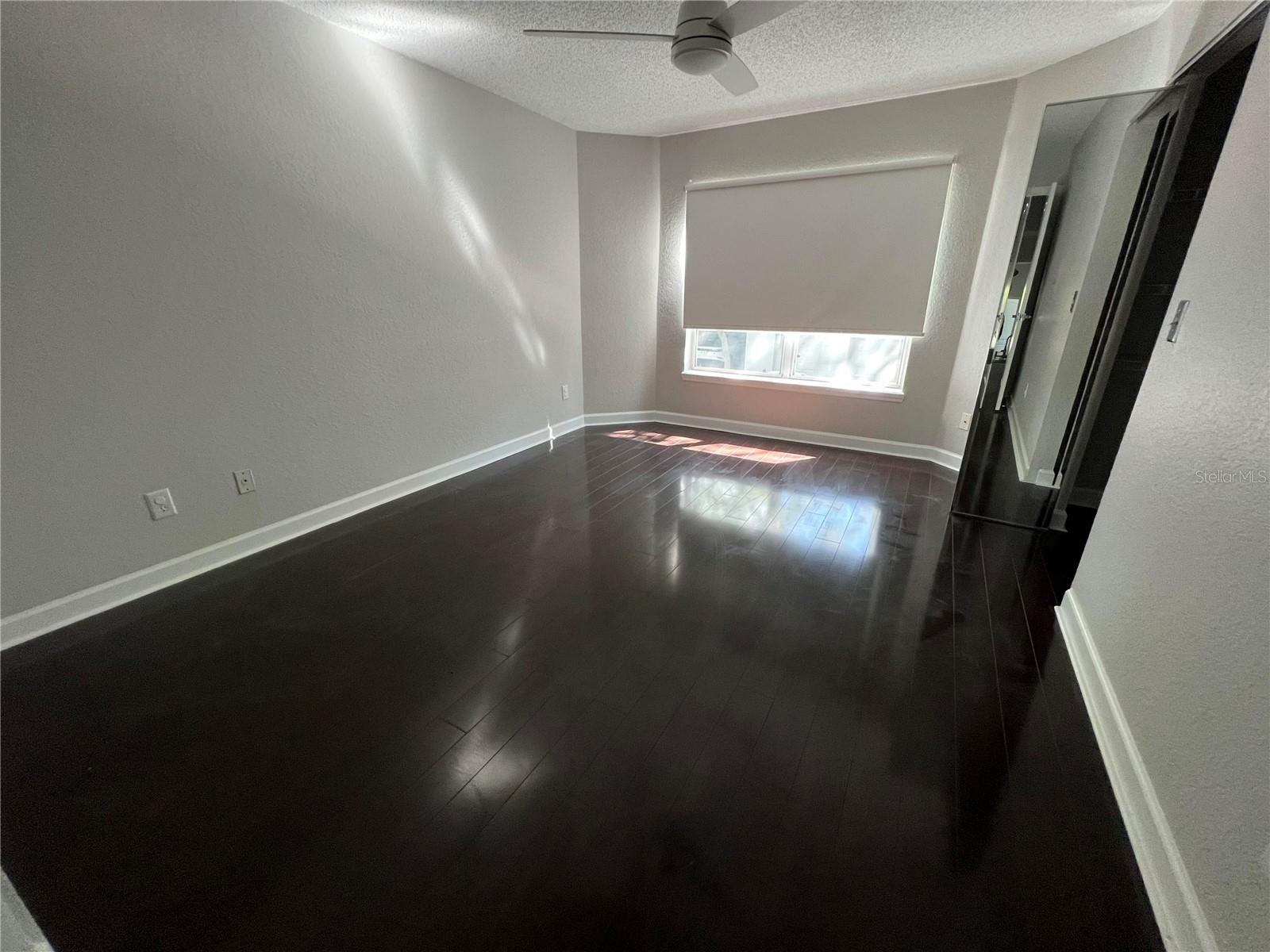 Image 10 of 27 For 717 Mainsail Drive