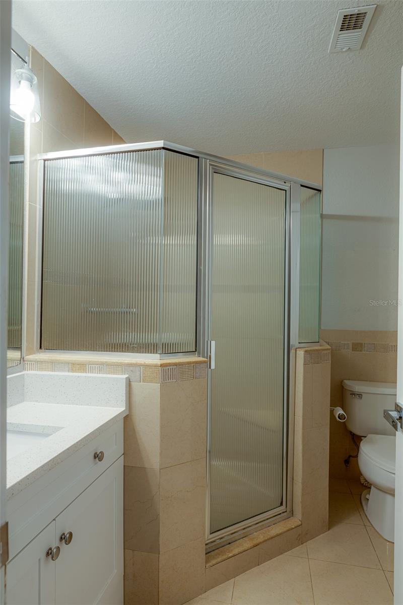 Image 17 of 27 For 717 Mainsail Drive