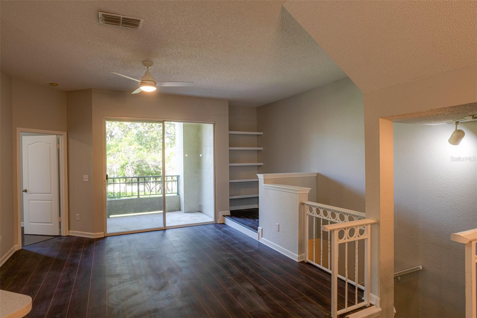 Image 8 of 27 For 717 Mainsail Drive