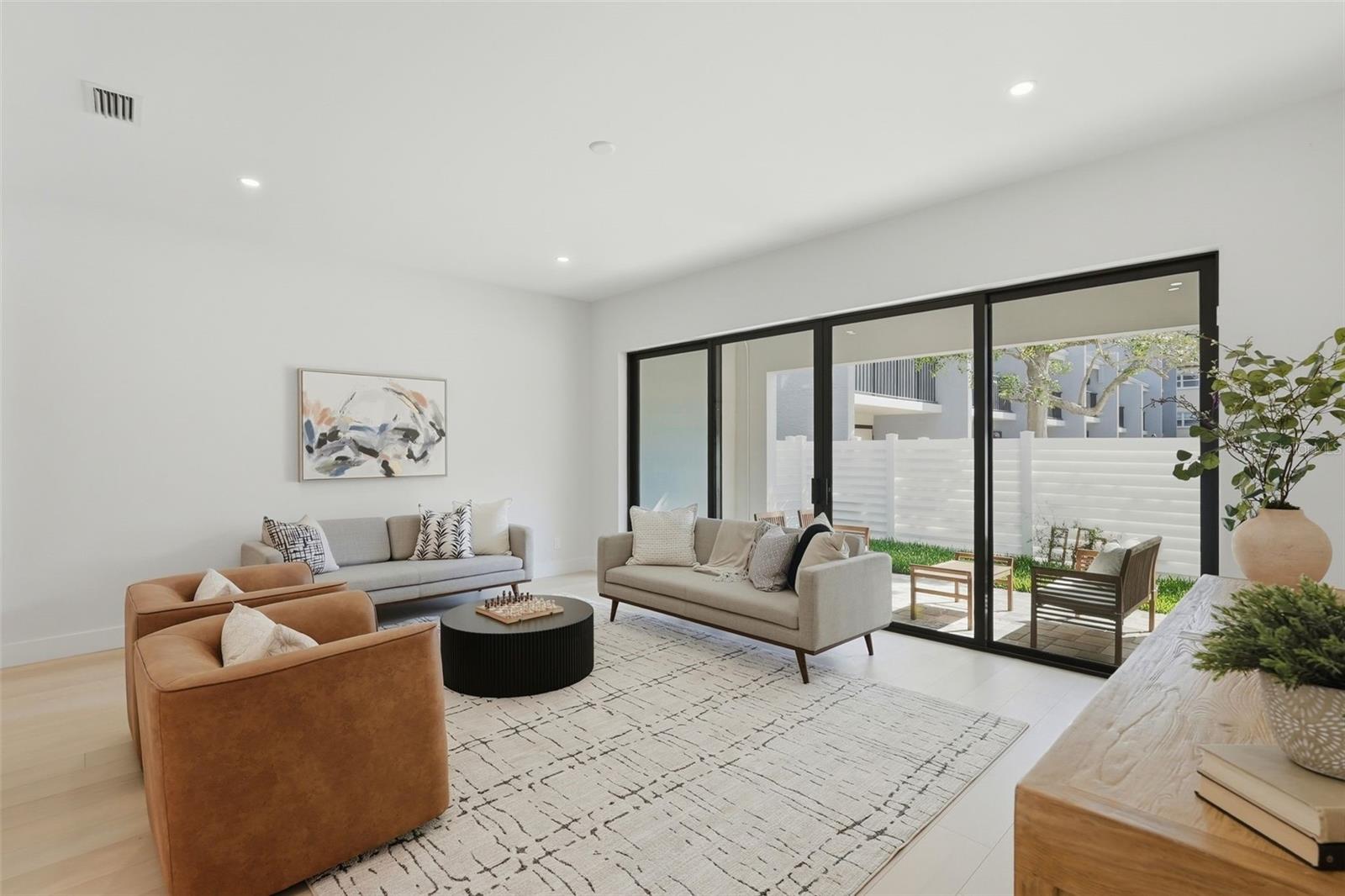 Listing photo id 2 for 321 2nd Street N