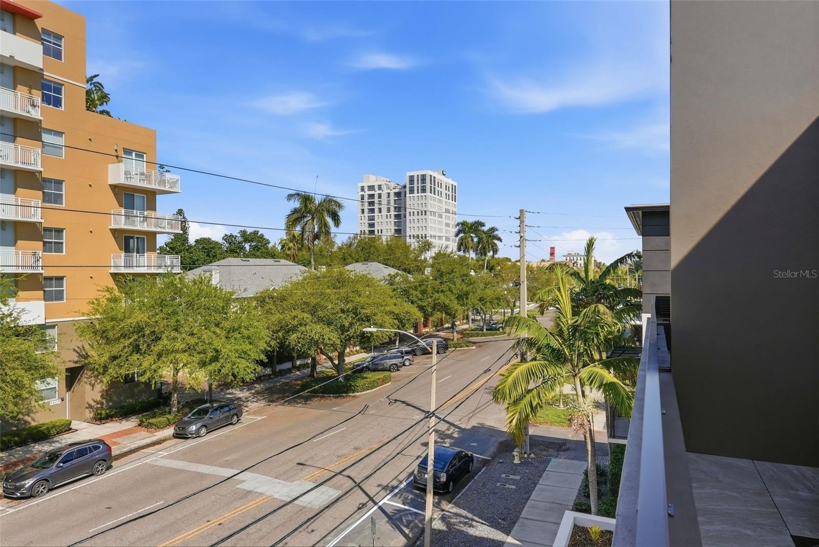 Listing photo id 48 for 321 2nd Street N