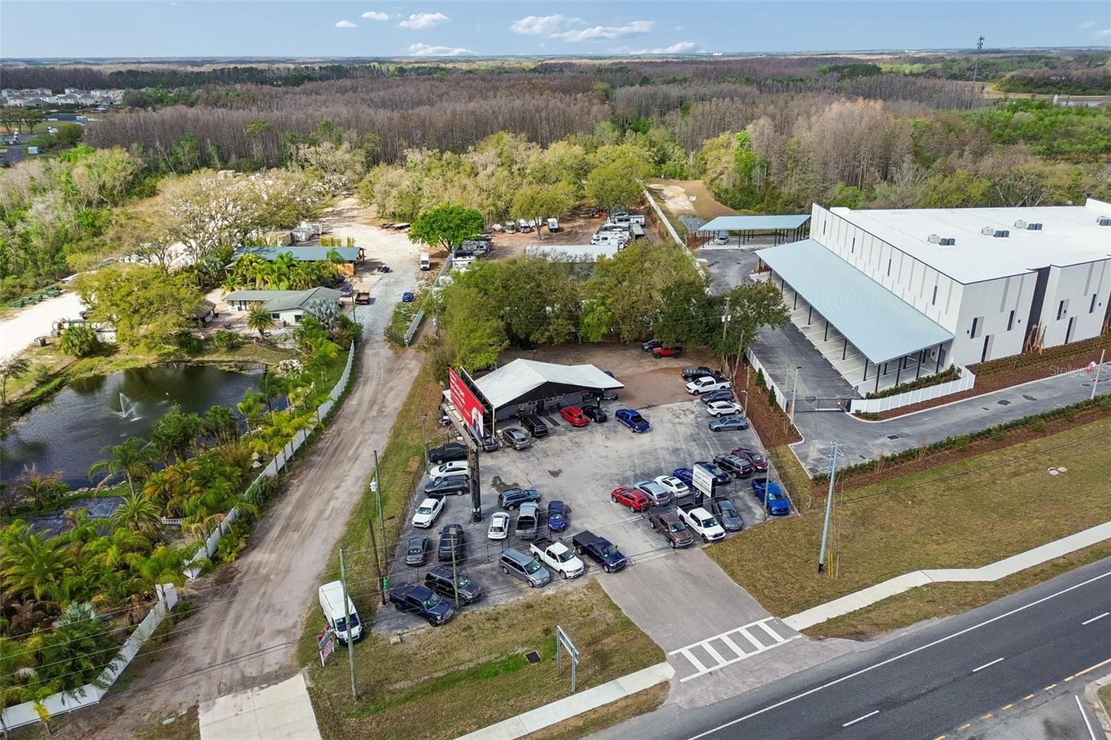 Image 19 of 39 For 7411 Land O Lakes Boulevard