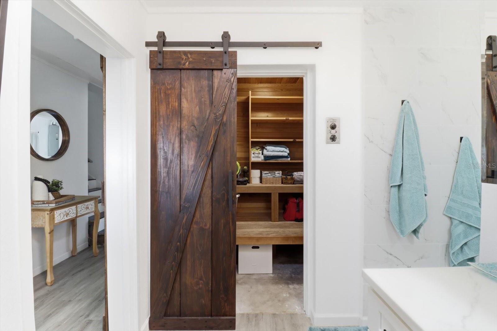 Image 22 of 52 For 6785 7 Rivers Drive