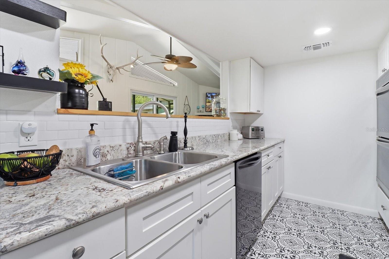 Image 33 of 52 For 6785 7 Rivers Drive