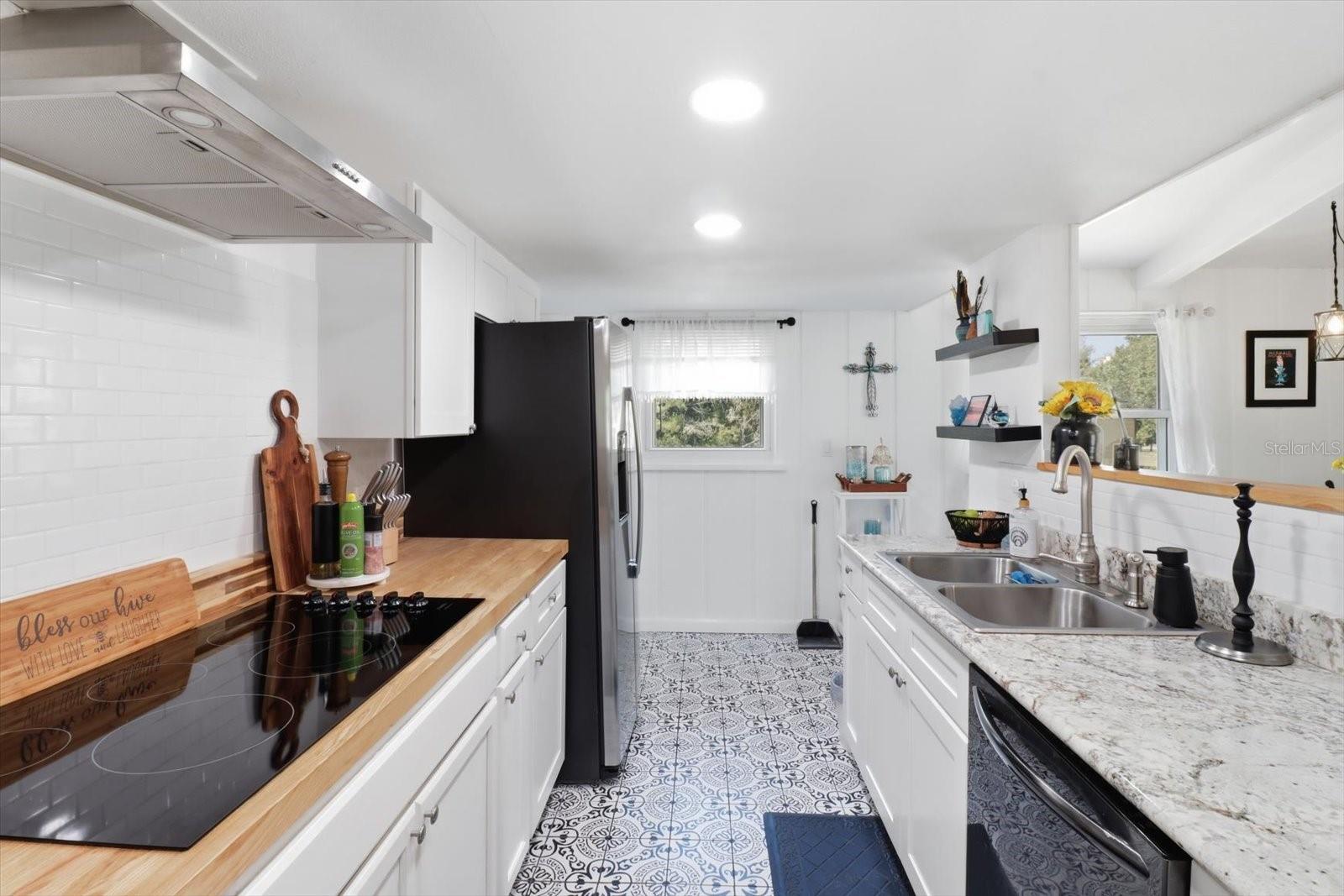 Image 34 of 52 For 6785 7 Rivers Drive