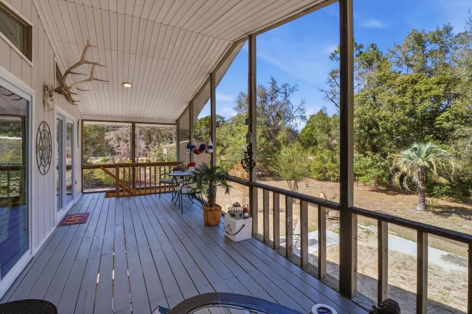 Image 4 of 52 For 6785 7 Rivers Drive