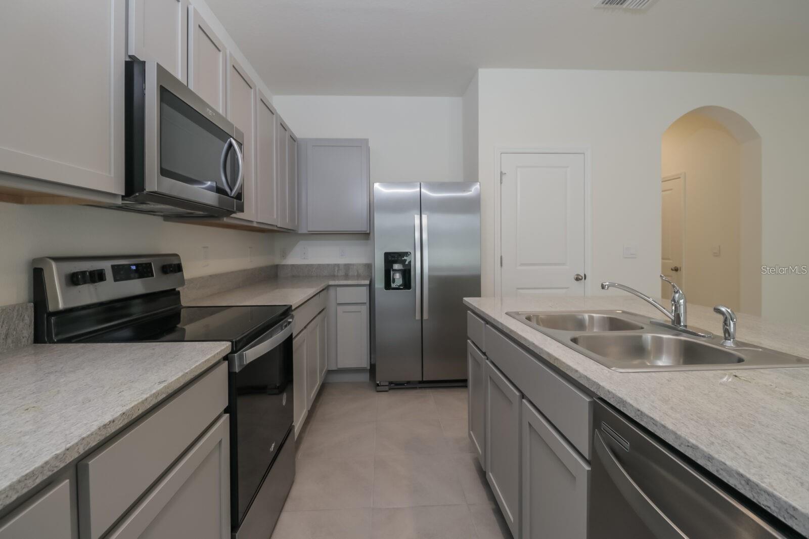 Image 3 of 6 For 2893 Peony Prairie Lane