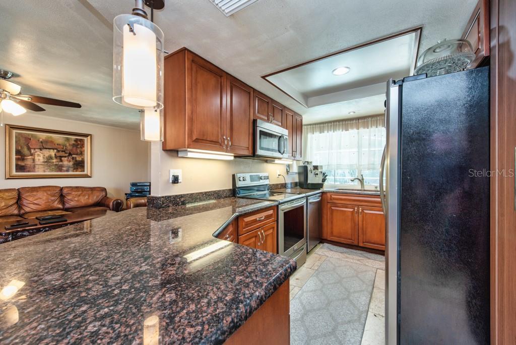 Image 10 of 39 For 7130 Isle Drive