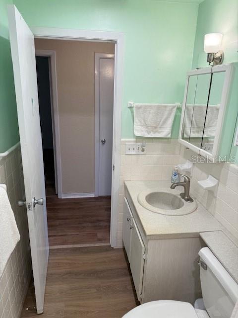 Image 13 of 15 For 11251 80th Avenue 309