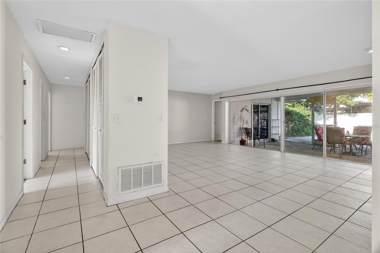 Image 12 of 56 For 1301 Alameda Avenue