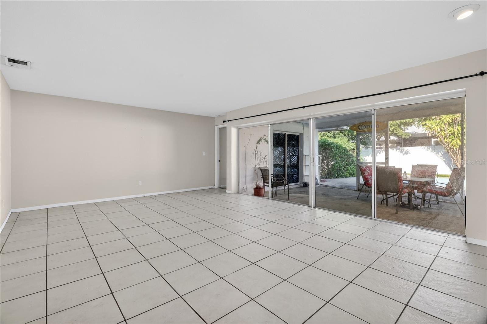 Image 13 of 56 For 1301 Alameda Avenue