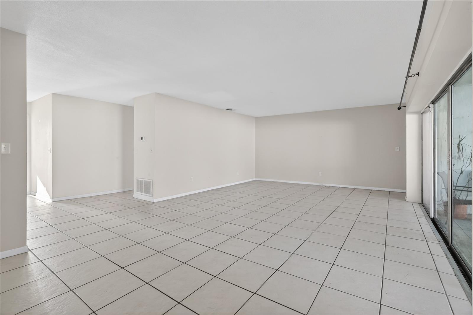 Image 14 of 56 For 1301 Alameda Avenue