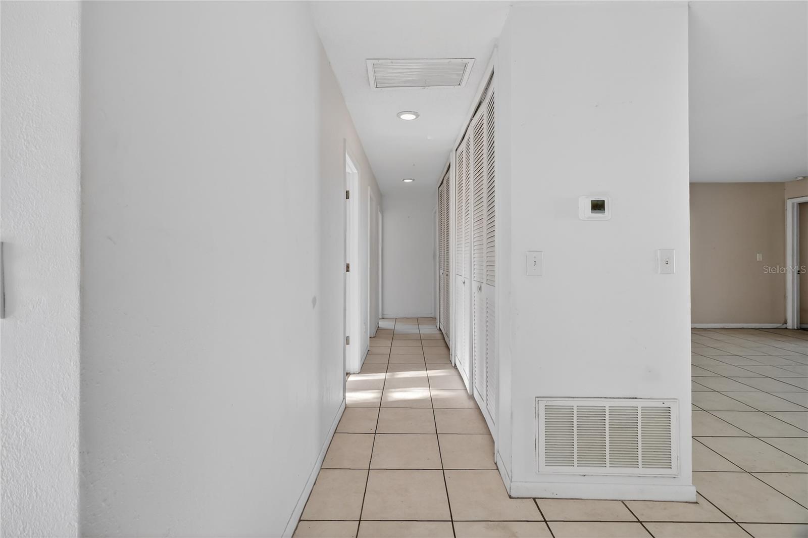 Image 27 of 56 For 1301 Alameda Avenue