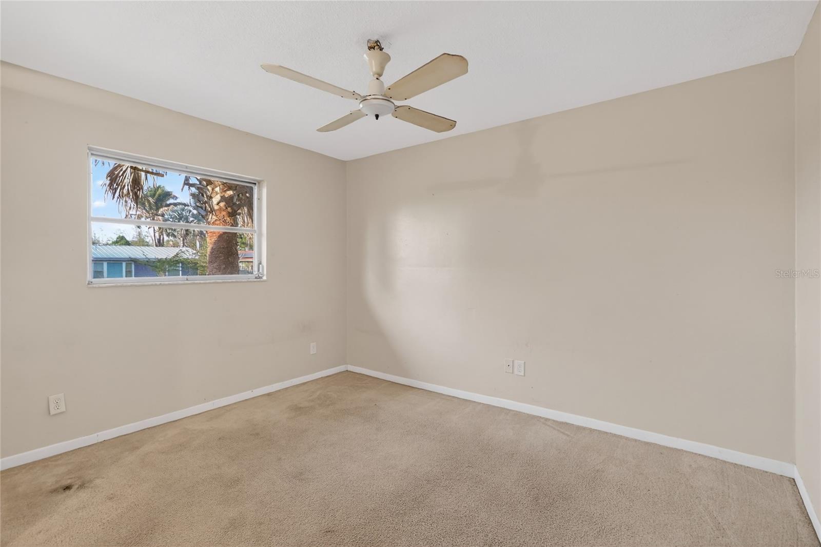 Image 36 of 56 For 1301 Alameda Avenue