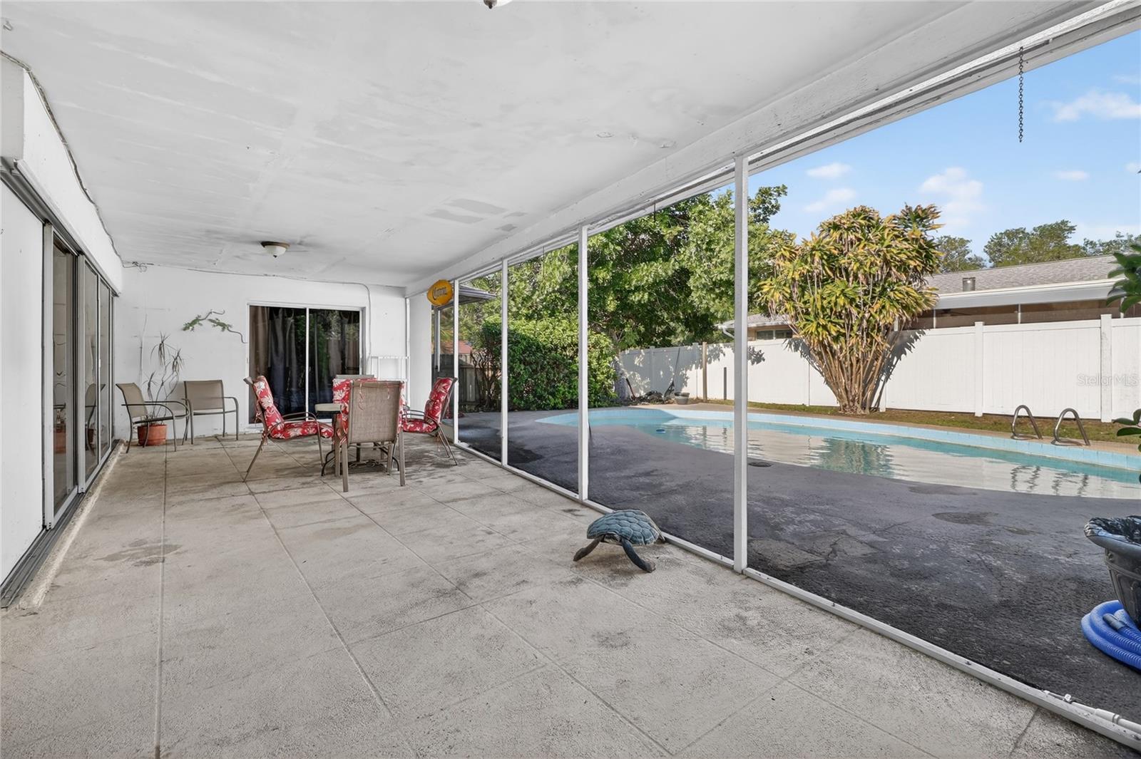 Image 43 of 56 For 1301 Alameda Avenue