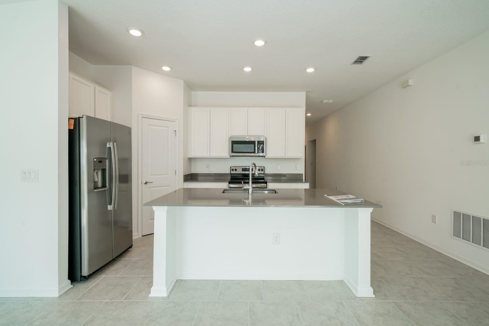 Image 7 of 9 For 152 Pershing Street