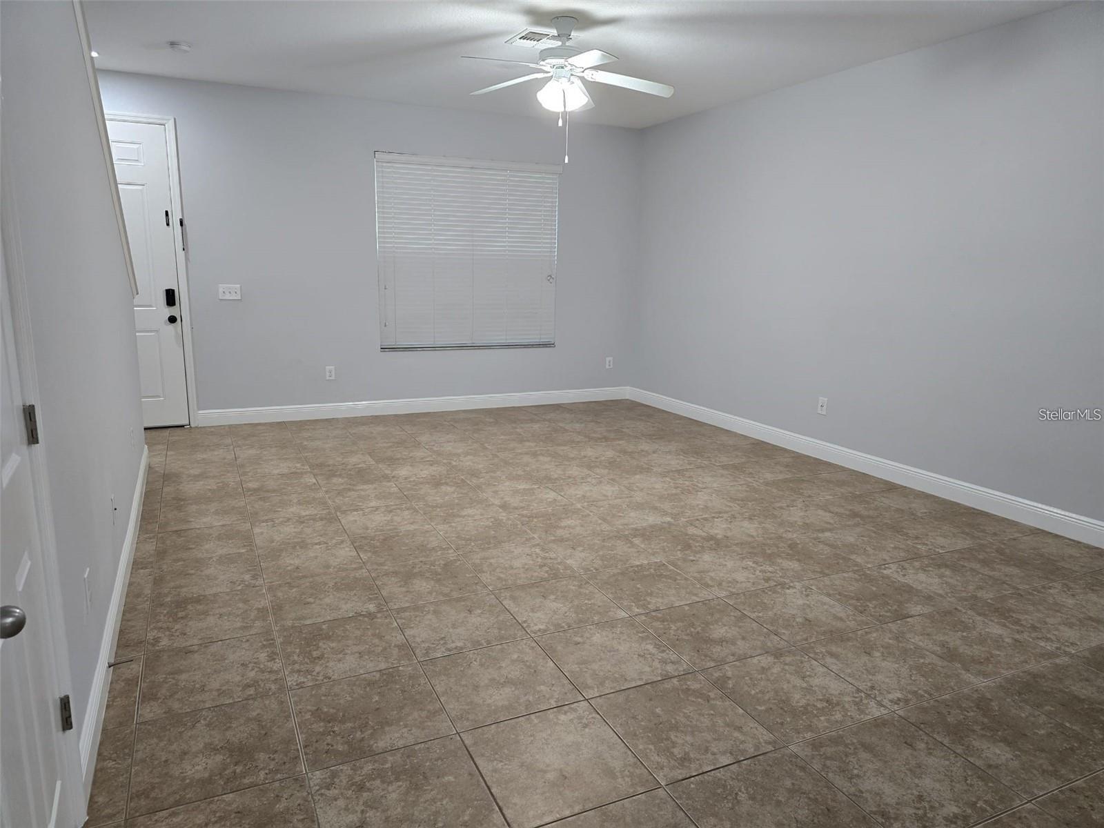 Image 7 of 27 For 14155 Stowbridge Avenue