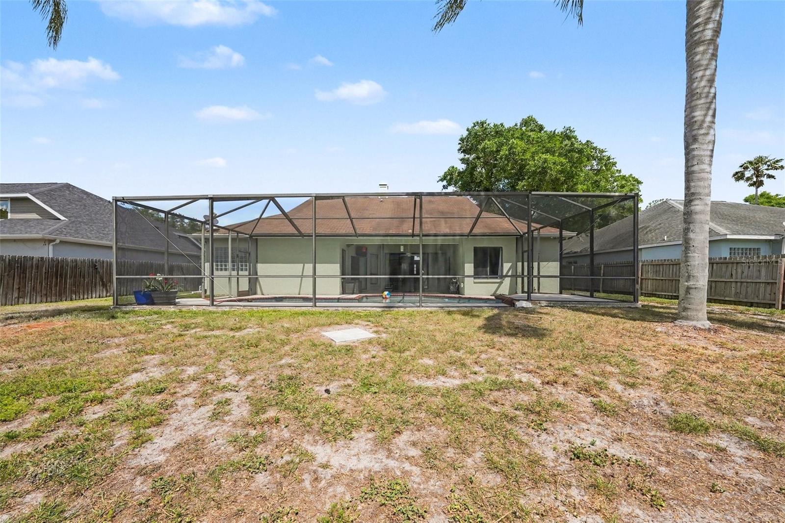 Listing photo id 23 for 9207 Rockrose Drive