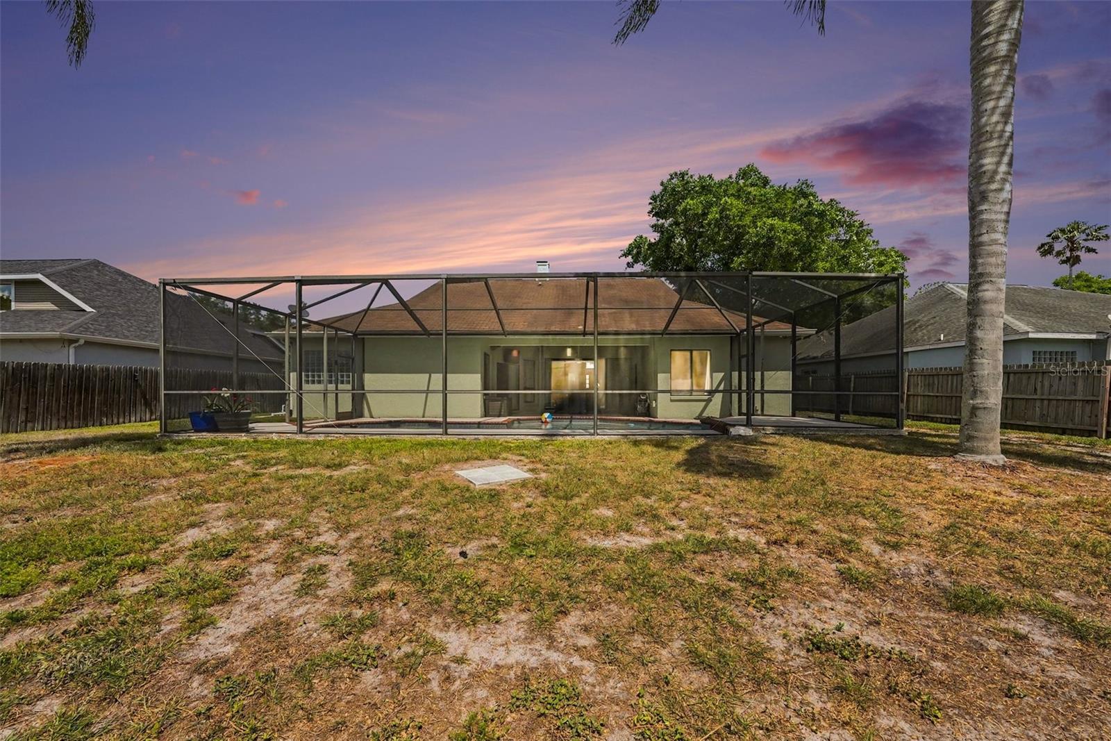 Listing photo id 24 for 9207 Rockrose Drive