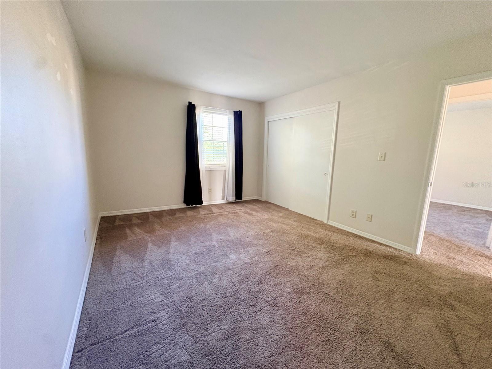 Image 12 of 44 For 204 Pompano Drive Se D