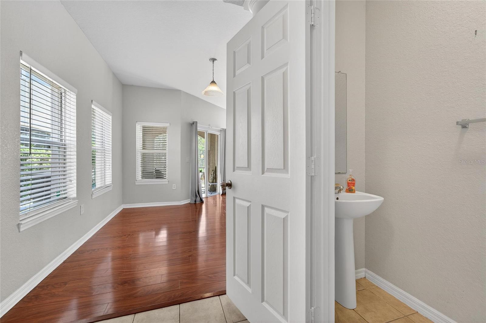 Image 17 of 72 For 10849 Dragonwood Drive