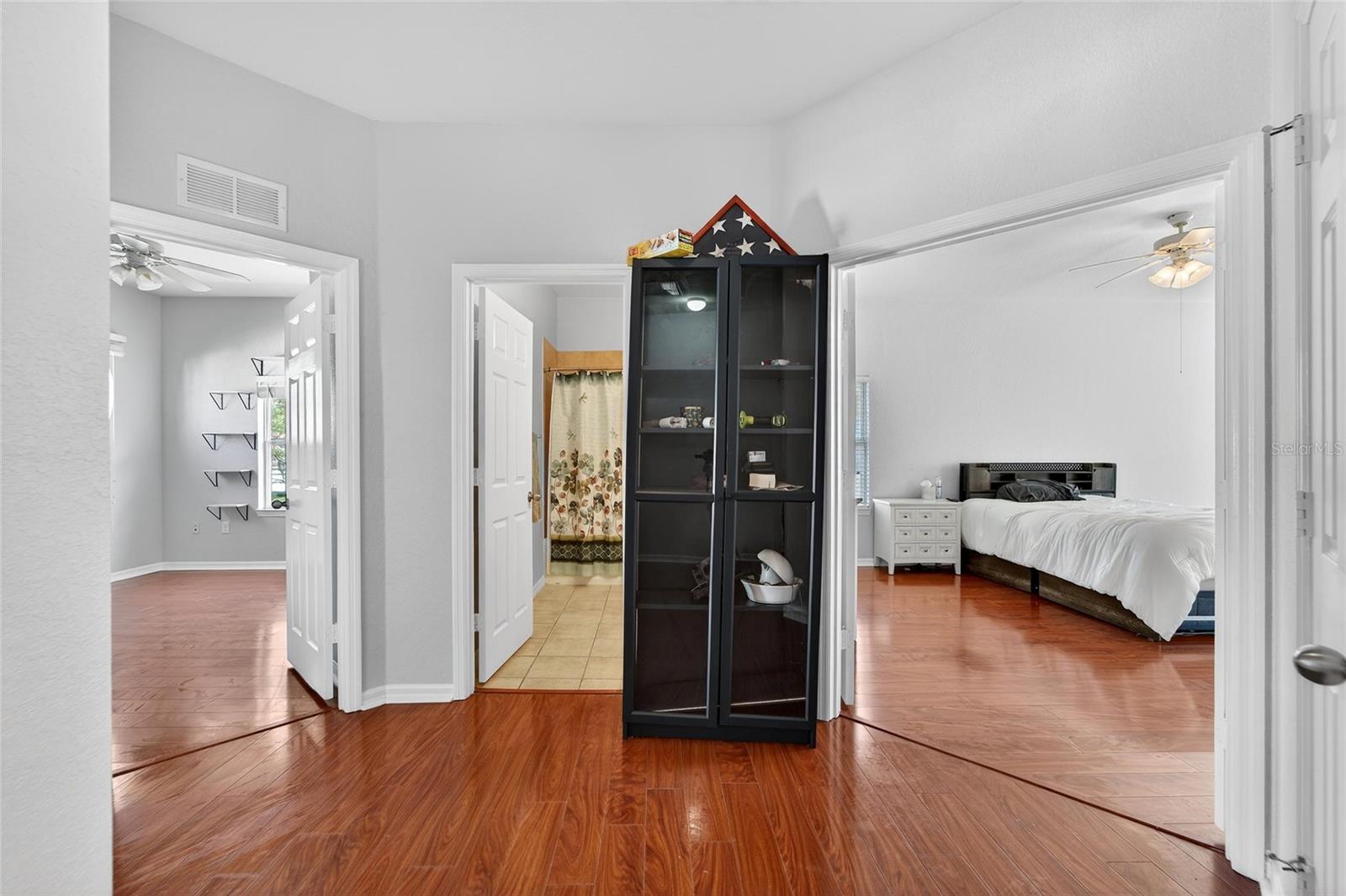 Image 34 of 72 For 10849 Dragonwood Drive