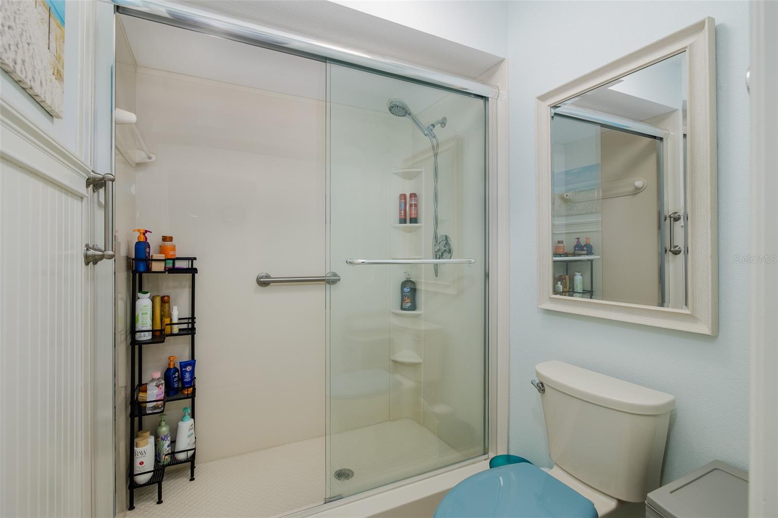 Image 20 of 29 For 2155 Elm Street 707