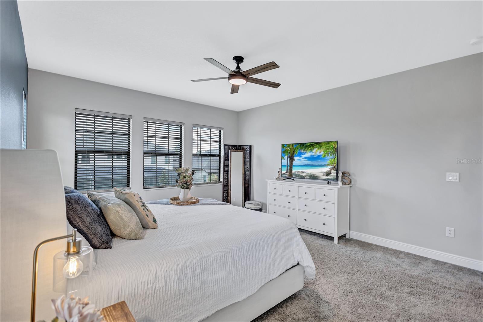 Image 12 of 39 For 4593 Shoreleaf Loop