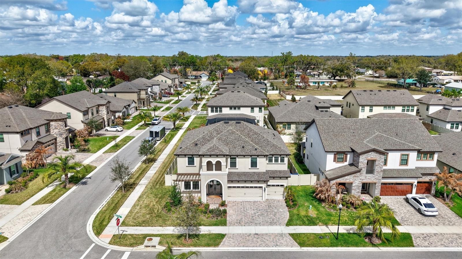 Image 2 of 39 For 4593 Shoreleaf Loop