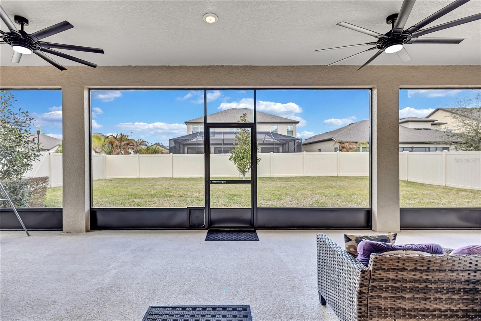 Image 35 of 39 For 4593 Shoreleaf Loop