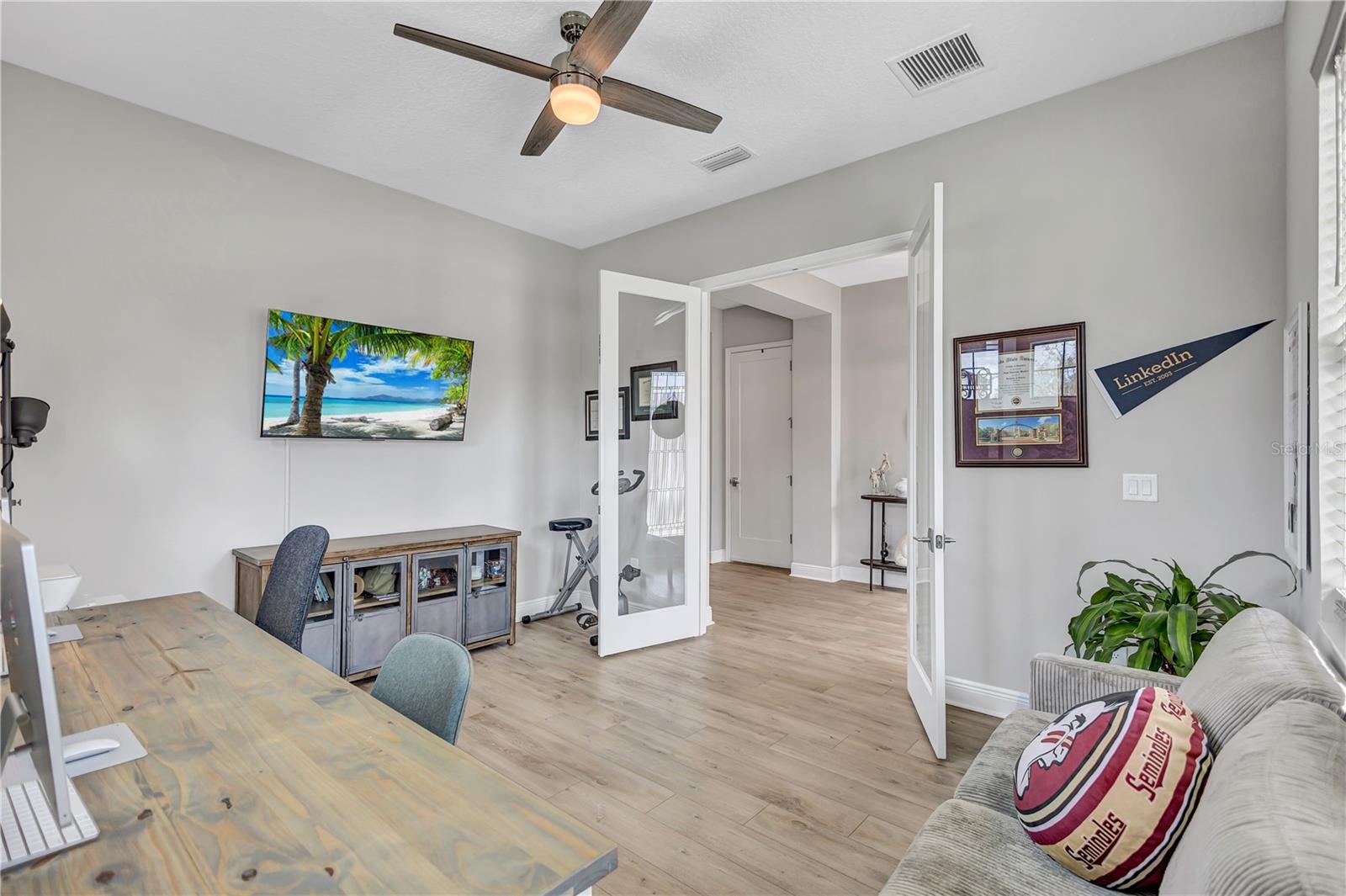 Image 5 of 39 For 4593 Shoreleaf Loop