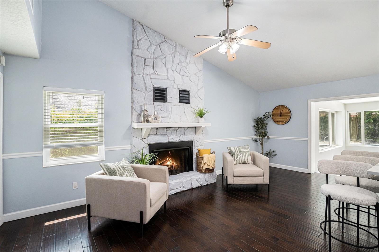 Image 5 of 32 For 3721 Monarch Drive